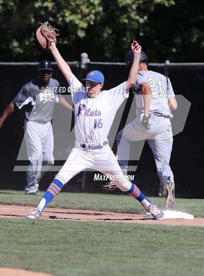 Thumbnail 3 in St. Joseph Notre Dame vs. St. Patrick-St. Vincent (CIF NCS Division 4 Final) photogallery.