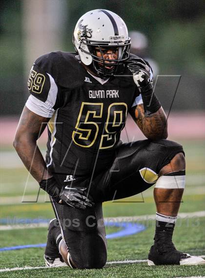 Thumbnail 1 in Gwynn Park vs. Eleanor Roosevelt (Prince George’s Pigskin Classic)  photogallery.