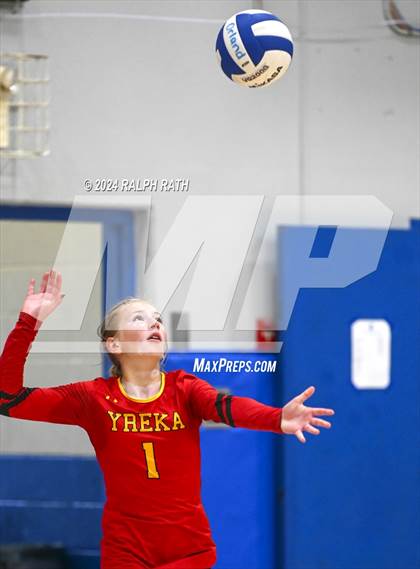 Thumbnail 1 in Yreka @ Orland photogallery.