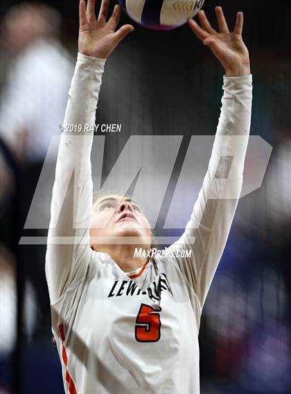 Thumbnail 1 in Coronado vs. Lewis-Palmer (CHSAA 4A State Semifinal) photogallery.