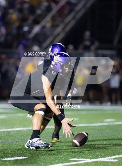 Thumbnail 2 in Perry vs Jones County  photogallery.