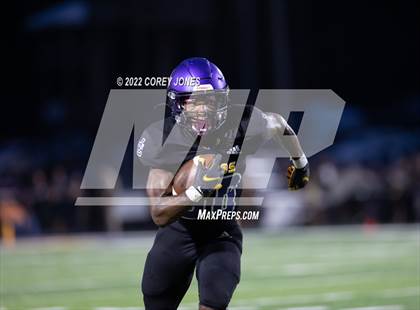 Thumbnail 2 in Perry vs Jones County  photogallery.