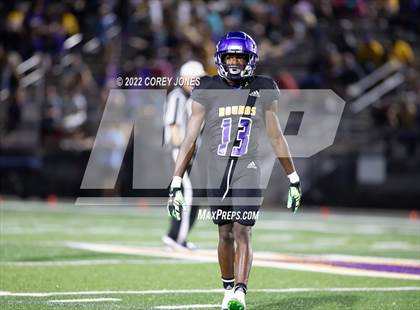 Thumbnail 3 in Perry vs Jones County  photogallery.