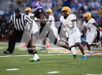 Thumbnail 3 in Perry vs Jones County  photogallery.