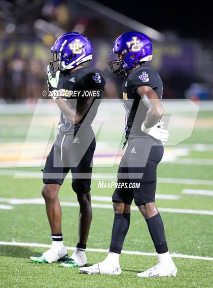 Thumbnail 3 in Perry vs Jones County  photogallery.