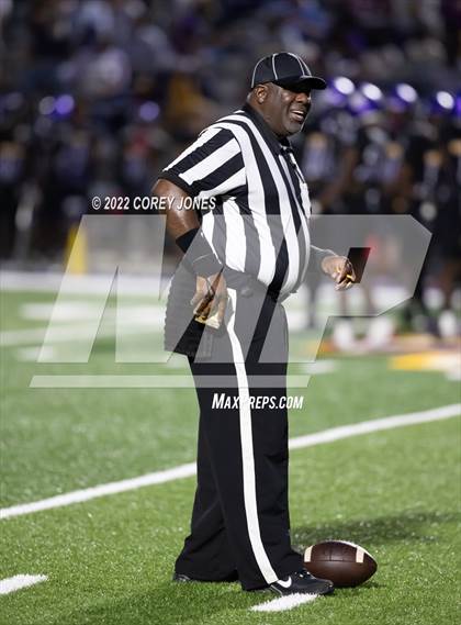 Thumbnail 2 in Perry vs Jones County  photogallery.