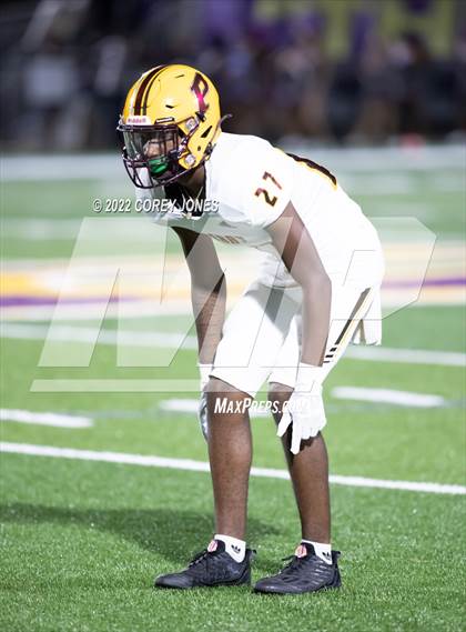 Thumbnail 1 in Perry vs Jones County  photogallery.