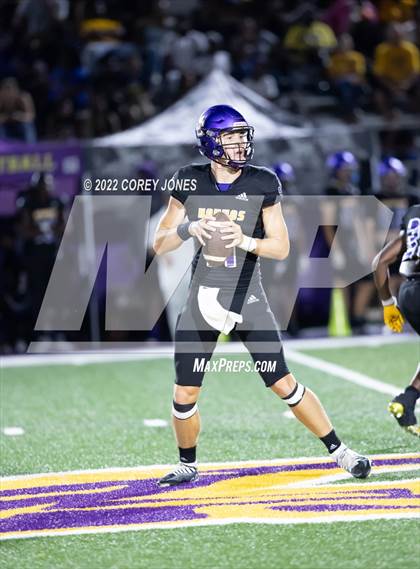 Thumbnail 1 in Perry vs Jones County  photogallery.