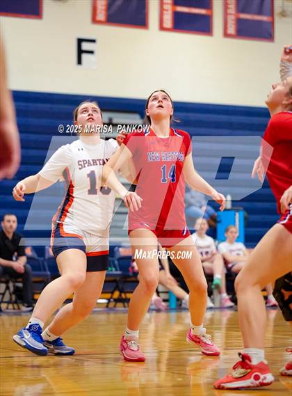 Thumbnail 1 in East Syracuse-Minoa vs New Hartford photogallery.