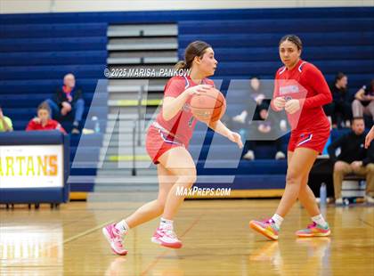 Thumbnail 3 in East Syracuse-Minoa vs New Hartford photogallery.