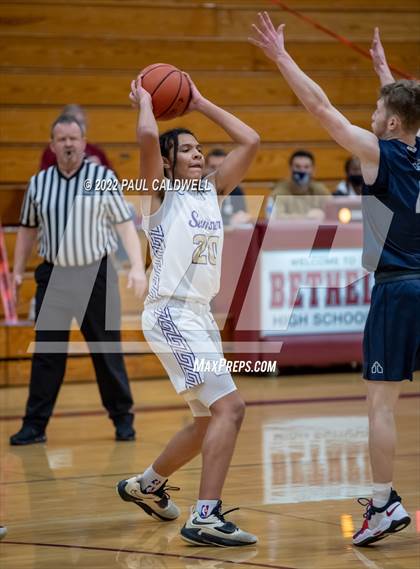 Thumbnail 2 in Bellarmine Prep vs Sumner (SPSL 4A playoff) photogallery.