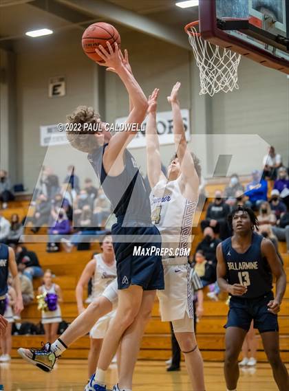 Thumbnail 3 in Bellarmine Prep vs Sumner (SPSL 4A playoff) photogallery.