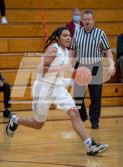 Thumbnail 1 in Bellarmine Prep vs Sumner (SPSL 4A playoff) photogallery.