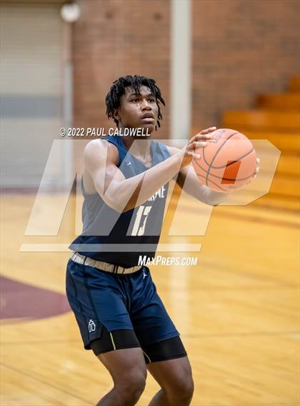 Thumbnail 3 in Bellarmine Prep vs Sumner (SPSL 4A playoff) photogallery.