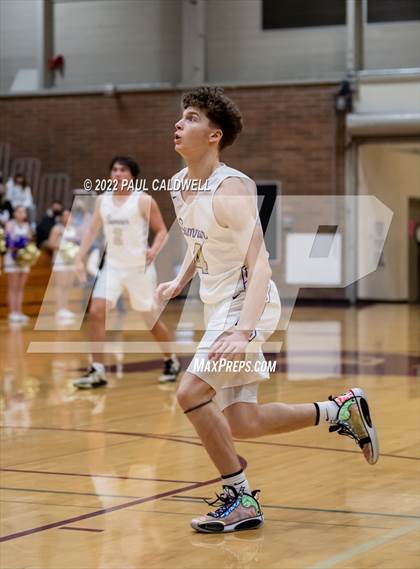 Thumbnail 3 in Bellarmine Prep vs Sumner (SPSL 4A playoff) photogallery.