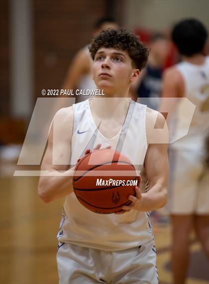 Thumbnail 3 in Bellarmine Prep vs Sumner (SPSL 4A playoff) photogallery.