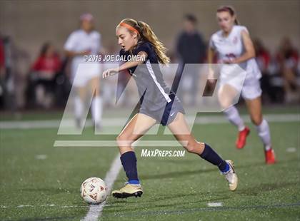 Thumbnail 1 in Lee [Robert E.] vs Brandeis (UIL 6A Bi-District Playoff) photogallery.