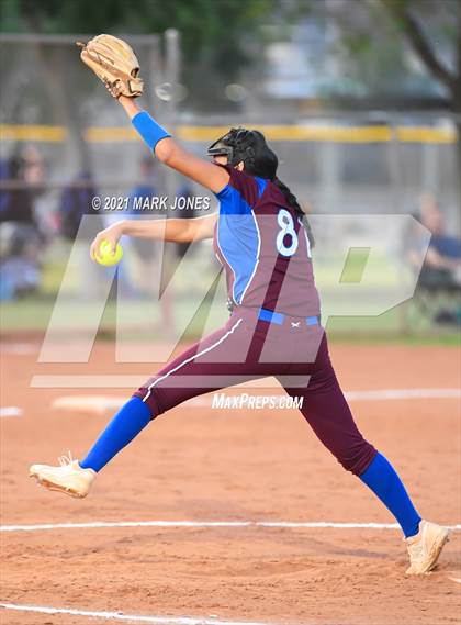 Thumbnail 3 in River Valley vs. Northland Prep Academy (AIA 2A Semifinal) photogallery.