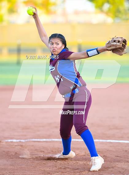 Thumbnail 3 in River Valley vs. Northland Prep Academy (AIA 2A Semifinal) photogallery.