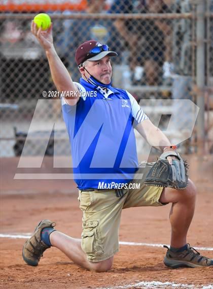 Thumbnail 2 in River Valley vs. Northland Prep Academy (AIA 2A Semifinal) photogallery.