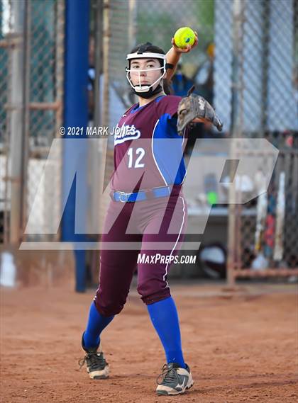 Thumbnail 1 in River Valley vs. Northland Prep Academy (AIA 2A Semifinal) photogallery.