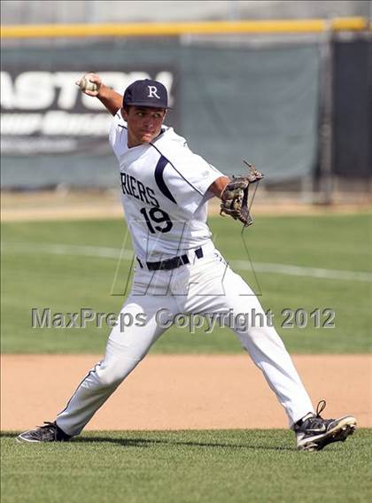 Thumbnail 3 in Fontana @ Redlands photogallery.