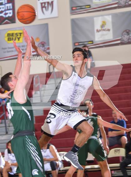 Thumbnail 3 in De La Salle vs. Beverly Hills (Rancho Mirage Holiday Invitational) photogallery.