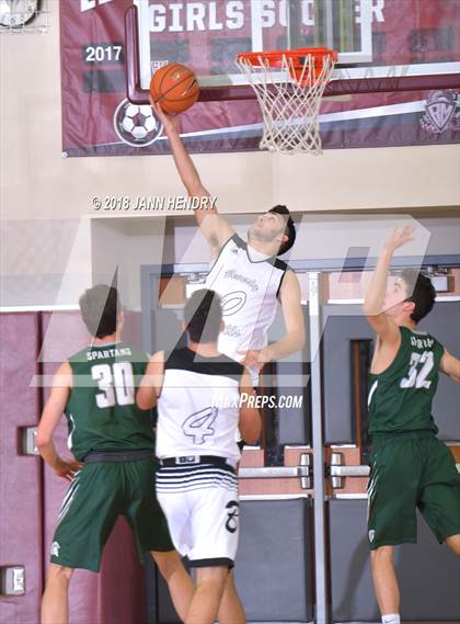 Thumbnail 3 in De La Salle vs. Beverly Hills (Rancho Mirage Holiday Invitational) photogallery.