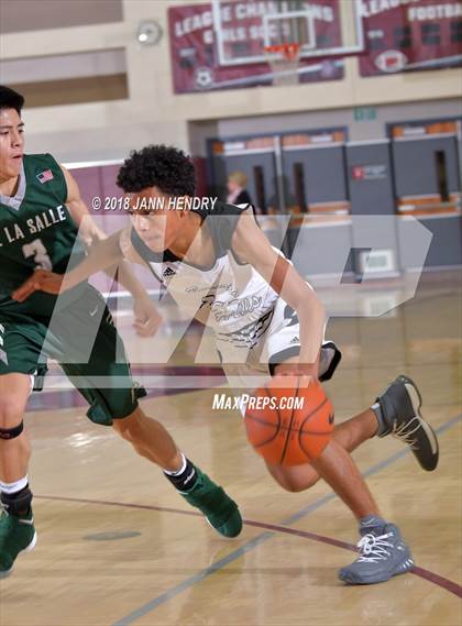 Thumbnail 2 in De La Salle vs. Beverly Hills (Rancho Mirage Holiday Invitational) photogallery.