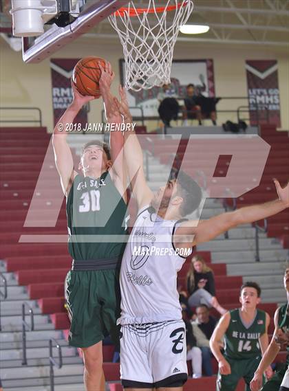 Thumbnail 3 in De La Salle vs. Beverly Hills (Rancho Mirage Holiday Invitational) photogallery.