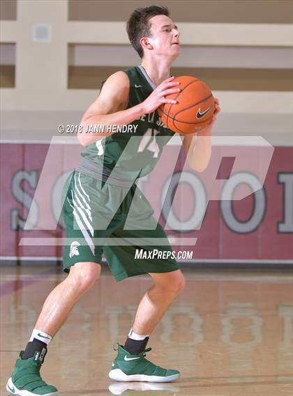 Thumbnail 3 in De La Salle vs. Beverly Hills (Rancho Mirage Holiday Invitational) photogallery.