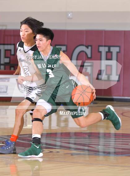 Thumbnail 2 in De La Salle vs. Beverly Hills (Rancho Mirage Holiday Invitational) photogallery.