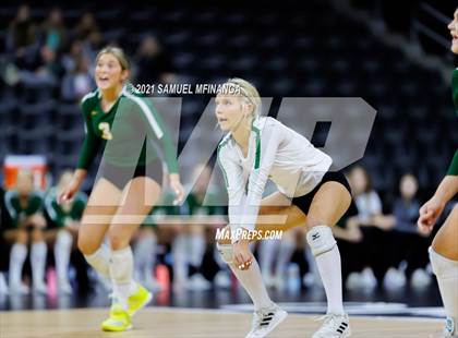 Thumbnail 3 in Gretna vs. Papillion-LaVista South photogallery.