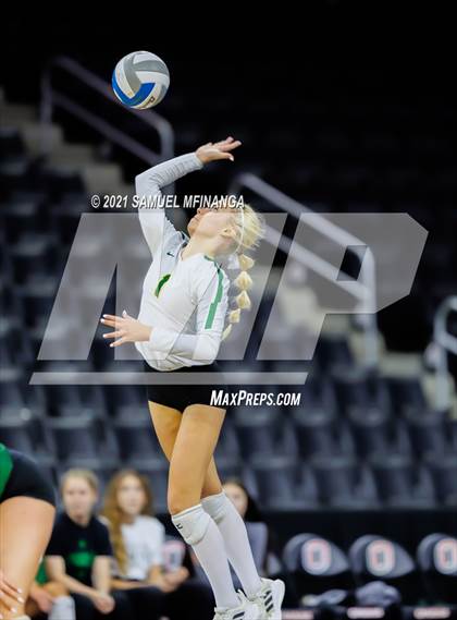 Thumbnail 3 in Gretna vs. Papillion-LaVista South photogallery.