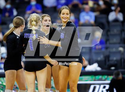 Thumbnail 1 in Gretna vs. Papillion-LaVista South photogallery.