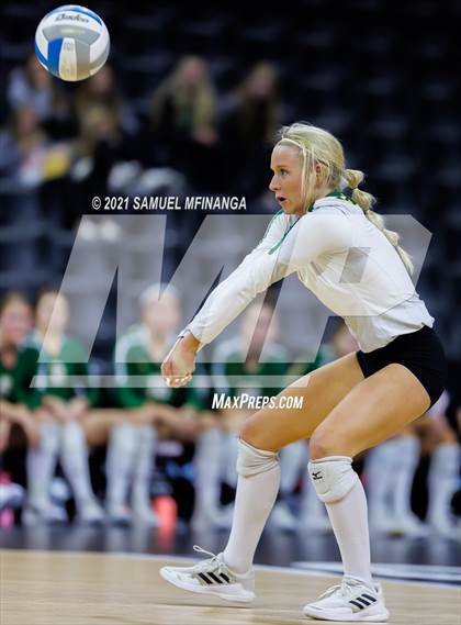 Thumbnail 2 in Gretna vs. Papillion-LaVista South photogallery.