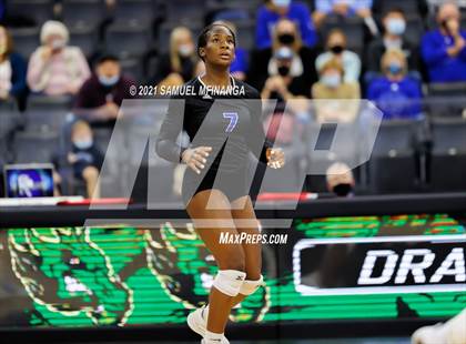 Thumbnail 3 in Gretna vs. Papillion-LaVista South photogallery.