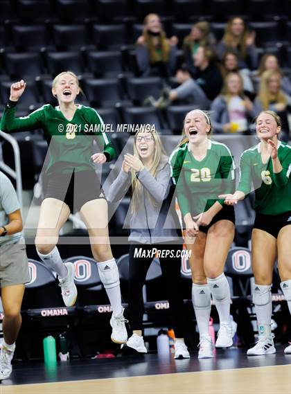 Thumbnail 3 in Gretna vs. Papillion-LaVista South photogallery.