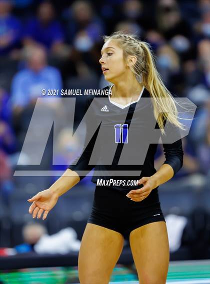 Thumbnail 1 in Gretna vs. Papillion-LaVista South photogallery.