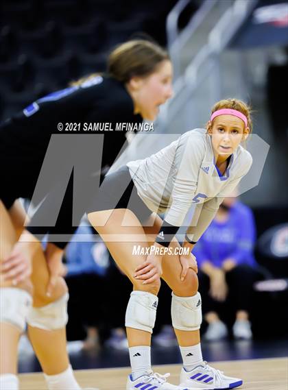 Thumbnail 2 in Gretna vs. Papillion-LaVista South photogallery.