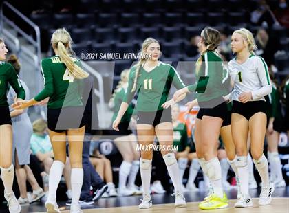 Thumbnail 2 in Gretna vs. Papillion-LaVista South photogallery.