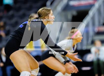 Thumbnail 2 in Gretna vs. Papillion-LaVista South photogallery.
