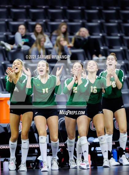 Thumbnail 1 in Gretna vs. Papillion-LaVista South photogallery.