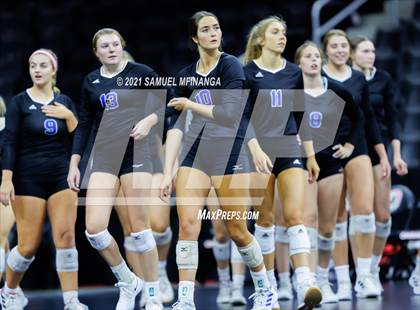 Thumbnail 1 in Gretna vs. Papillion-LaVista South photogallery.