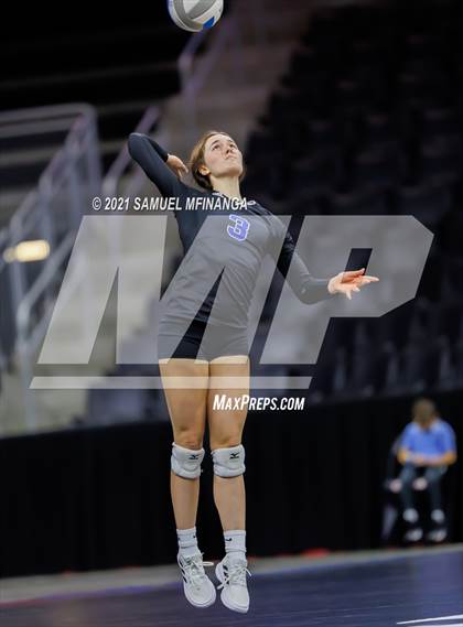 Thumbnail 2 in Gretna vs. Papillion-LaVista South photogallery.