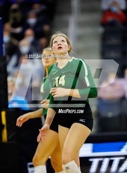 Thumbnail 2 in Gretna vs. Papillion-LaVista South photogallery.
