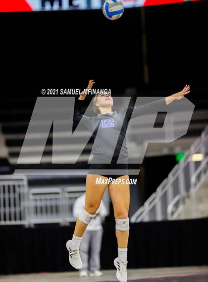 Thumbnail 3 in Gretna vs. Papillion-LaVista South photogallery.