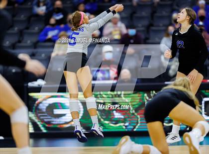 Thumbnail 2 in Gretna vs. Papillion-LaVista South photogallery.