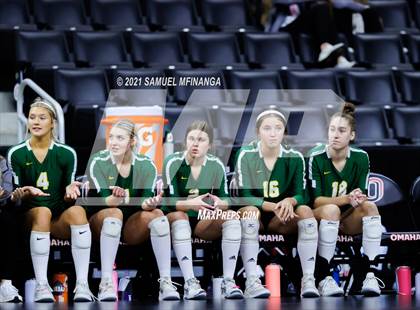 Thumbnail 1 in Gretna vs. Papillion-LaVista South photogallery.