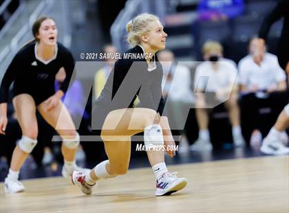 Thumbnail 3 in Gretna vs. Papillion-LaVista South photogallery.